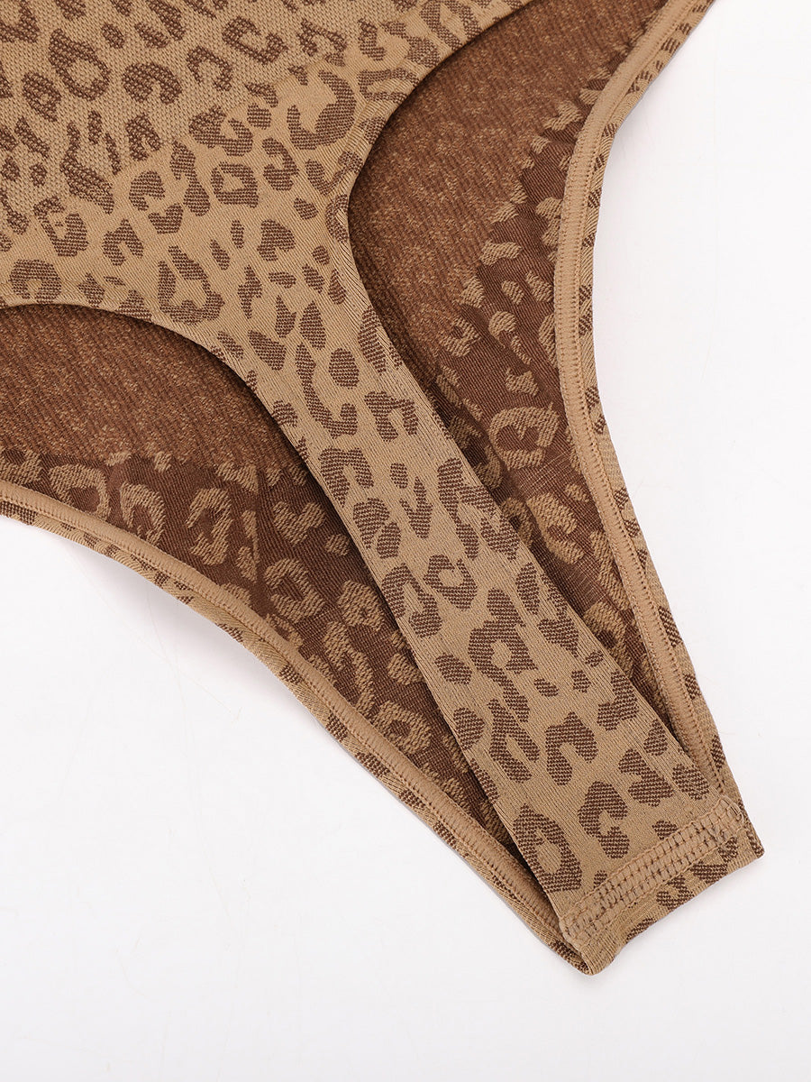 Nahtlose Shaping-Panties im Leo-Look