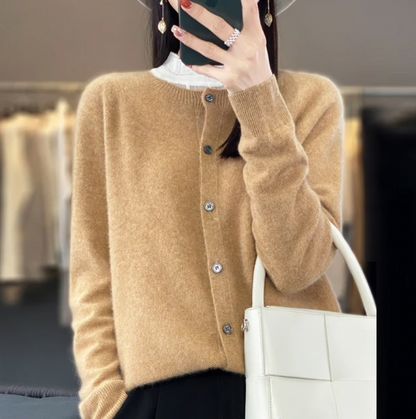 VIVIENNE I WARME GEMÜTLICHE STRICKJACKE